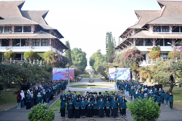 Universitas bandung